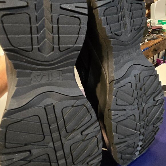 Fila Ranger Boot Mid-Top Suede Shoes Black / Orange 1BM01277-001 Mens Size 10.5 - Picture 8 of 14